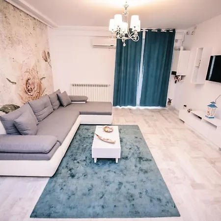 Apartment Fantasy Mamaia